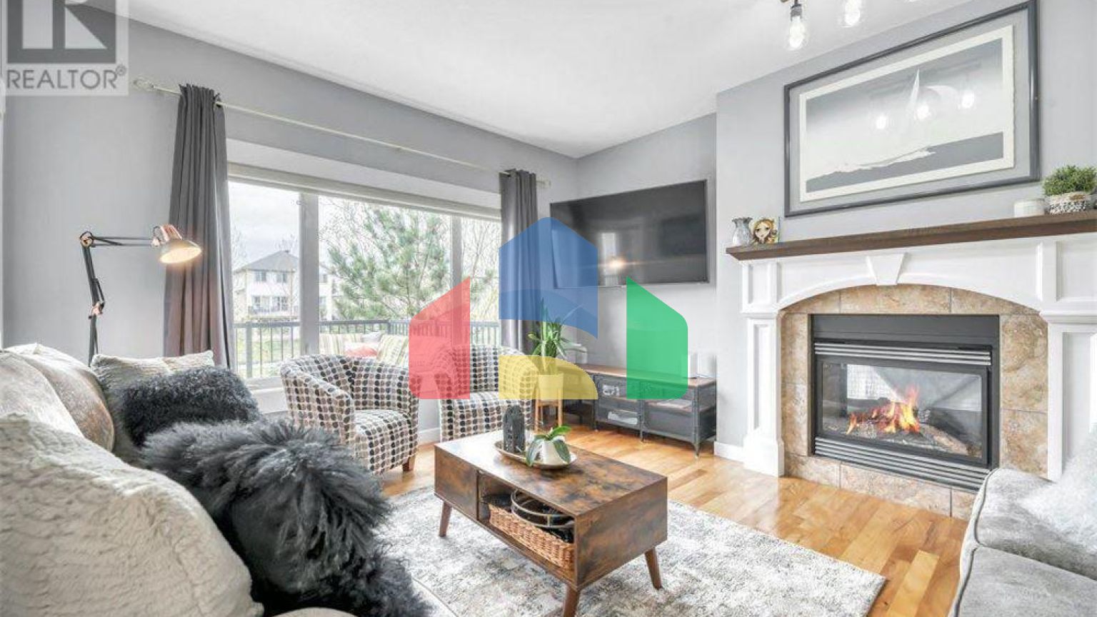 Residential - Condo/Apartment - Chestermere, Canada - Canada