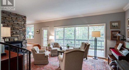 Residential - Single Family Home - Dundas, Canada - Canada