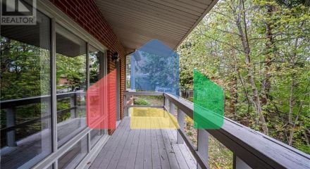 Residential - Single Family Home - Dundas, Canada - Canada