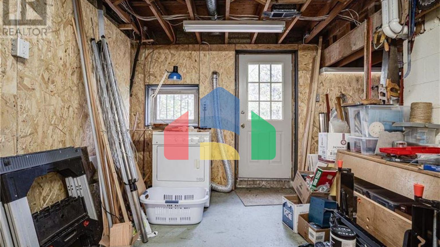 Residential - Single Family Home - Dundas, Canada - Canada