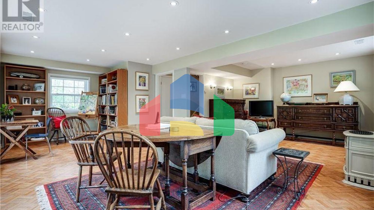 Residential - Single Family Home - Dundas, Canada - Canada