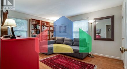 Residential - Single Family Home - Dundas, Canada - Canada