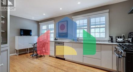 Residential - Single Family Home - Dundas, Canada - Canada