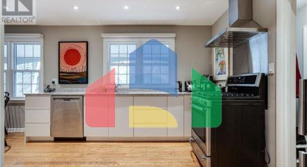 Residential - Single Family Home - Dundas, Canada - Canada