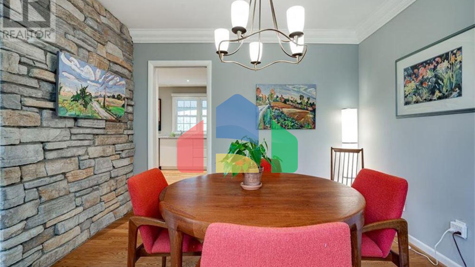 Residential - Single Family Home - Dundas, Canada - Canada