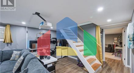 Residential - Single Family Home - St. Thomas, Canada - Canada
