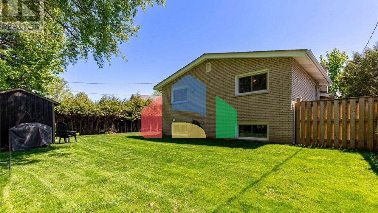 Residential - Single Family Home - St. Thomas, Canada - Canada