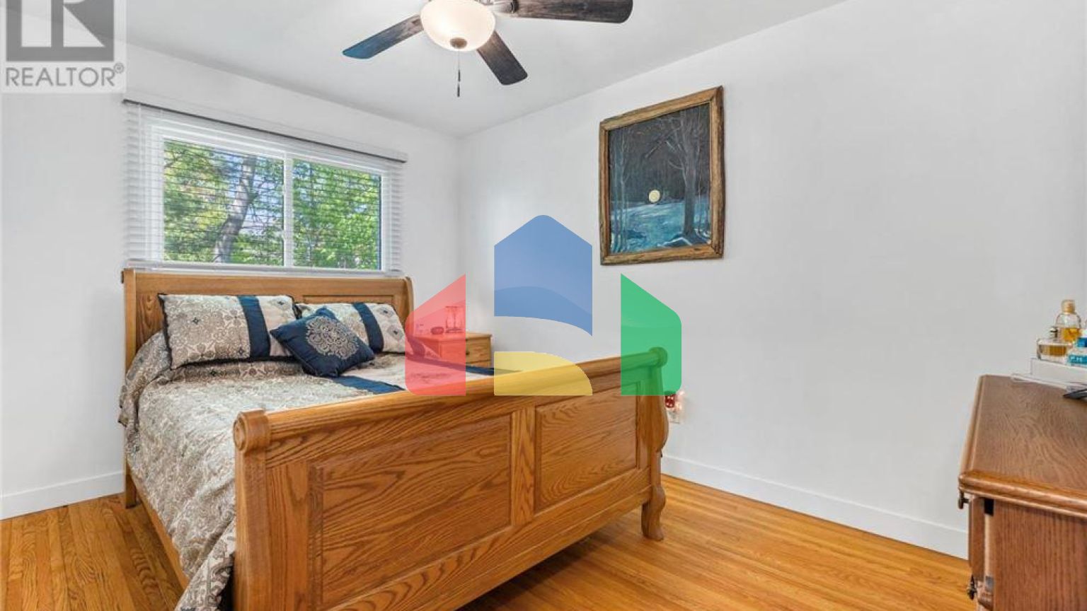 Residential - Single Family Home - St. Thomas, Canada - Canada