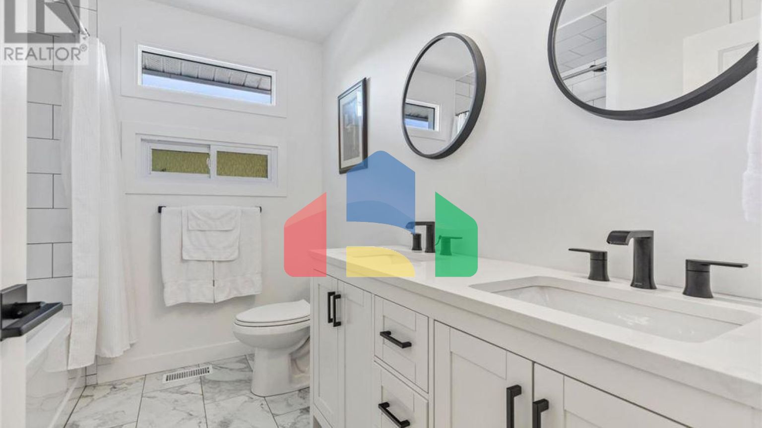 Residential - Single Family Home - St. Thomas, Canada - Canada