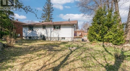 Residential - Single Family Home - Greater Sudbury, Canada - Canada