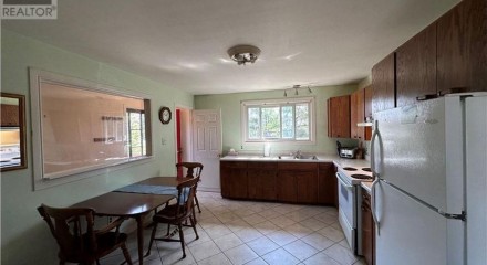 Residential - Single Family Home - Greater Sudbury, Canada - Canada