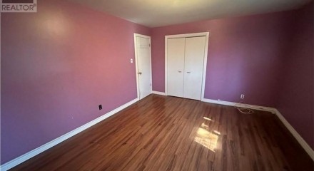 Residential - Single Family Home - Greater Sudbury, Canada - Canada