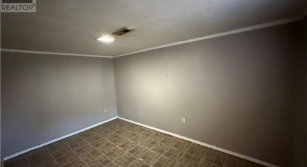 Residential - Single Family Home - Greater Sudbury, Canada - Canada