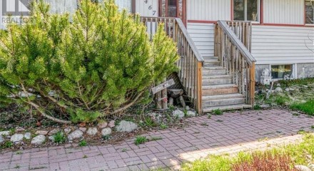 Residential - Single Family Home - Greater Sudbury, Canada - Canada