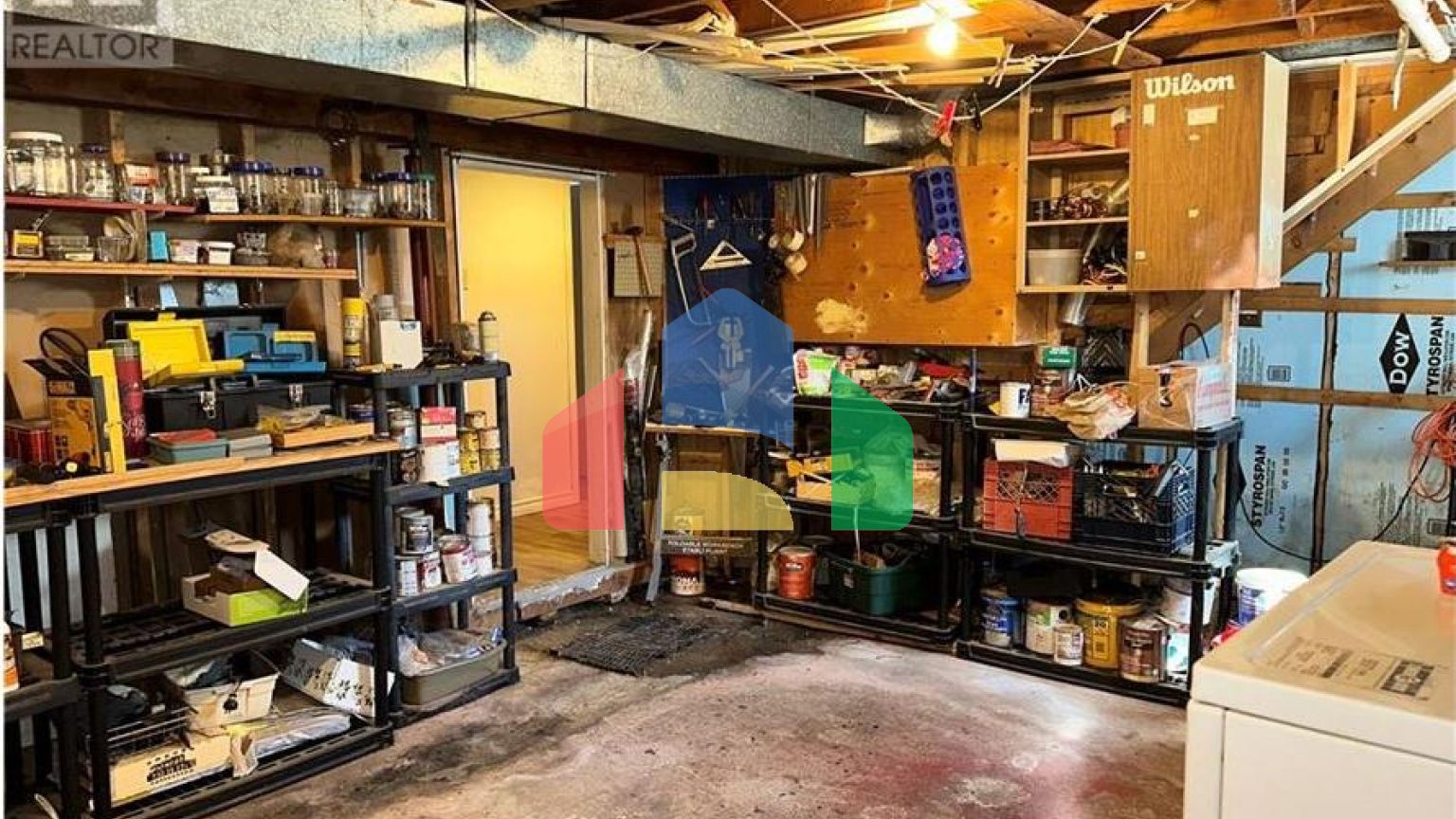 Residential - Single Family Home - Greater Sudbury, Canada - Canada