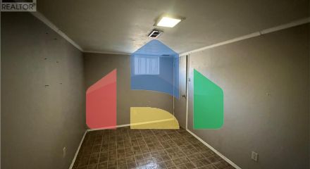 Residential - Single Family Home - Greater Sudbury, Canada - Canada