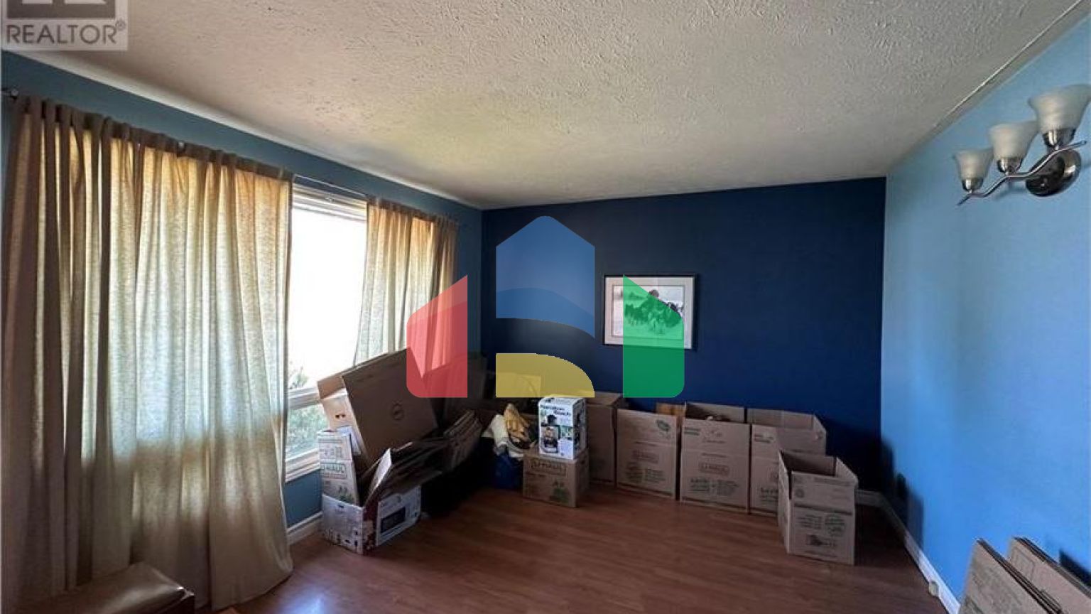 Residential - Single Family Home - Greater Sudbury, Canada - Canada