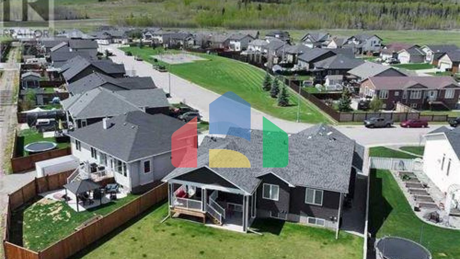 Residential - Single Family Home - Sundre, Canada - Canada