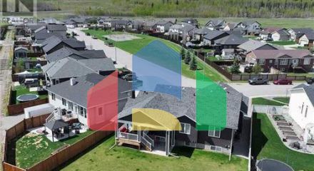 Residential - Single Family Home - Sundre, Canada - Canada