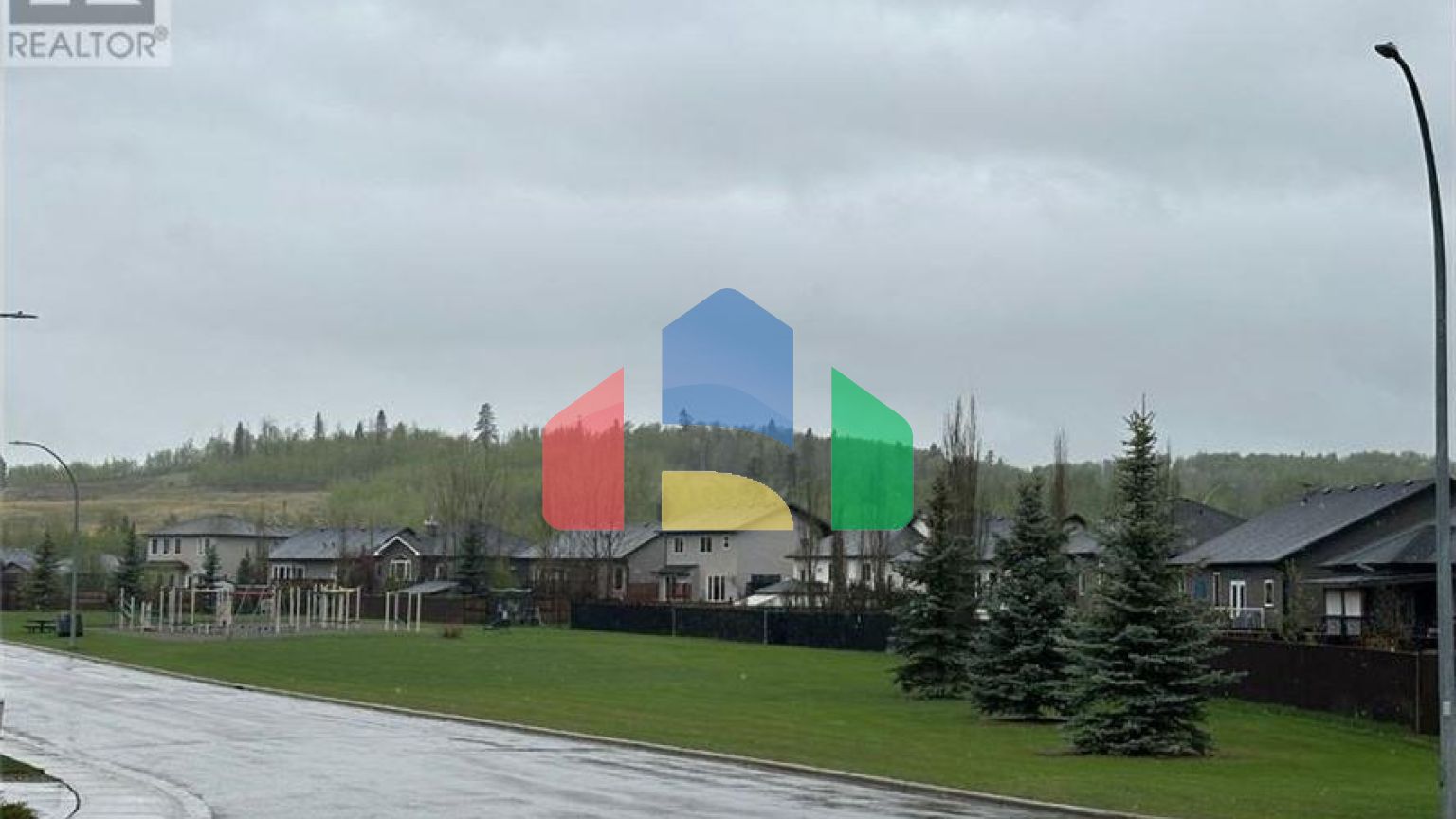 Residential - Single Family Home - Sundre, Canada - Canada