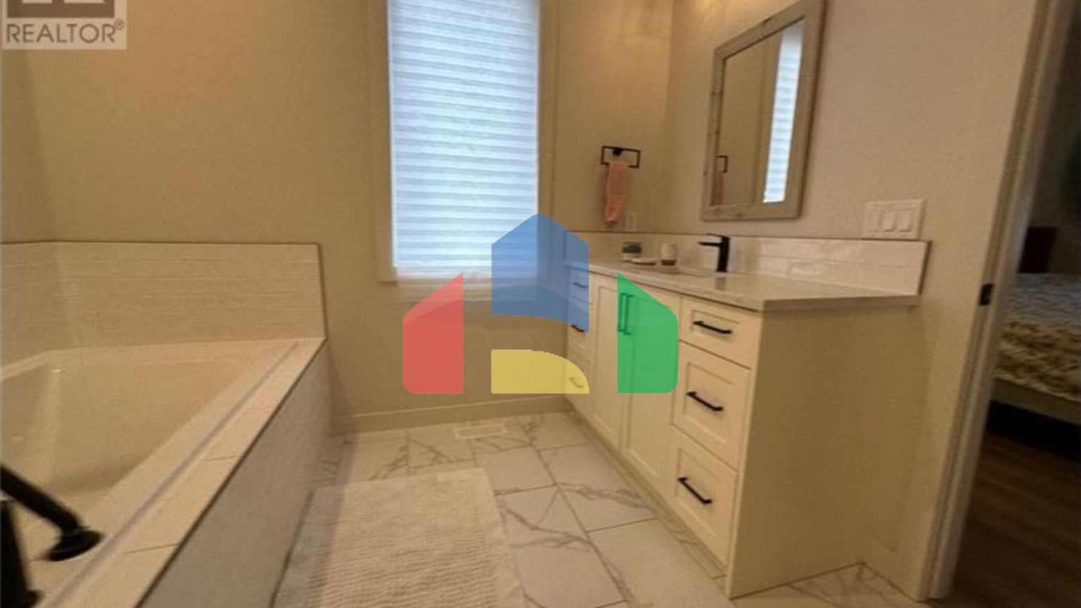 Residential - Single Family Home - Sundre, Canada - Canada