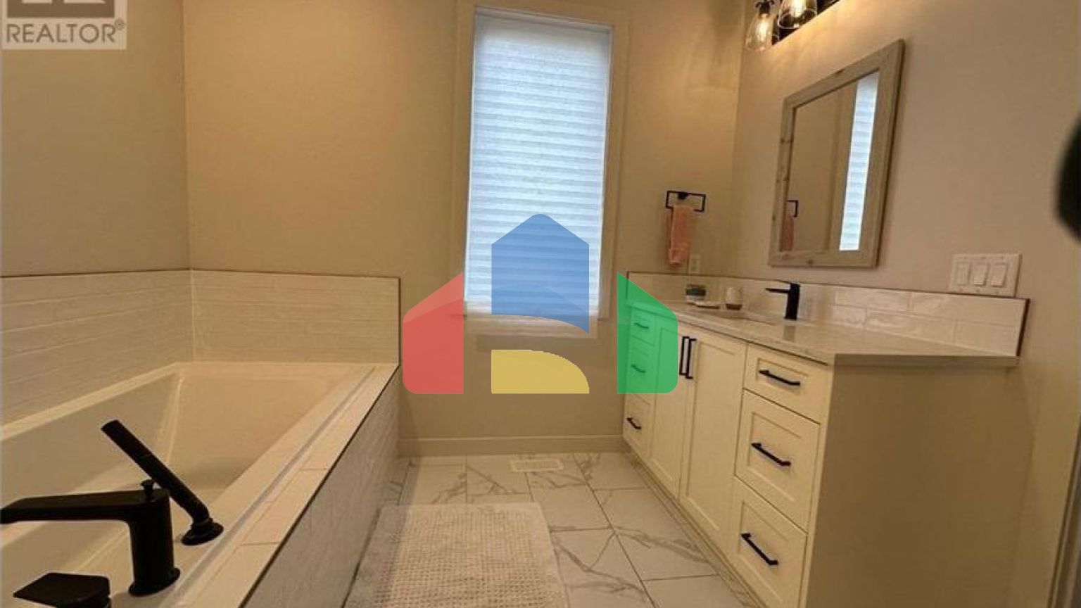 Residential - Single Family Home - Sundre, Canada - Canada