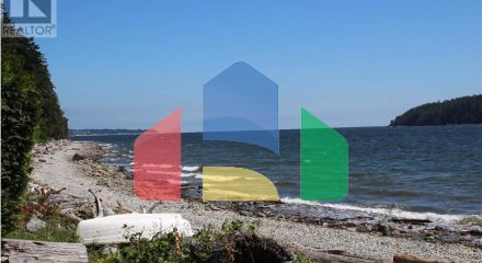 Residential - Single Family Home - Sechelt, Canada - Canada