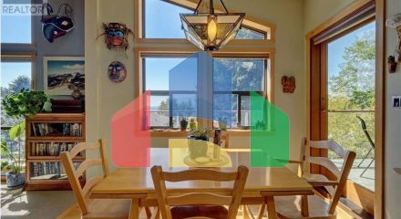 Residential - Single Family Home - Sechelt, Canada - Canada