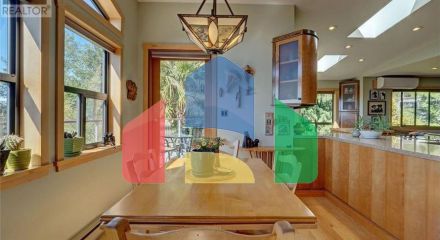 Residential - Single Family Home - Sechelt, Canada - Canada