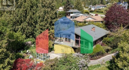 Residential - Single Family Home - Sechelt, Canada - Canada