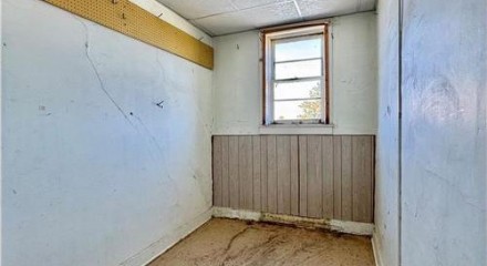 Commercial - Commercial/Retail - Saltcoats, Canada - Canada