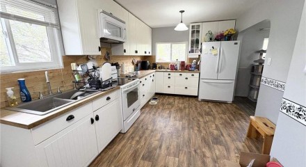 Residential - Single Family Home - Glendon, Canada - Canada