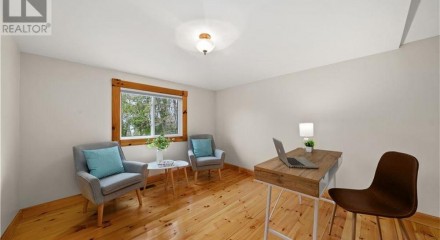 Residential - Single Family Home - Bridgenorth, Canada - Canada