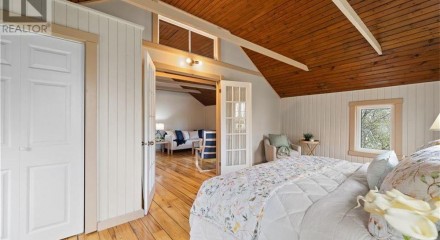 Residential - Single Family Home - Bridgenorth, Canada - Canada