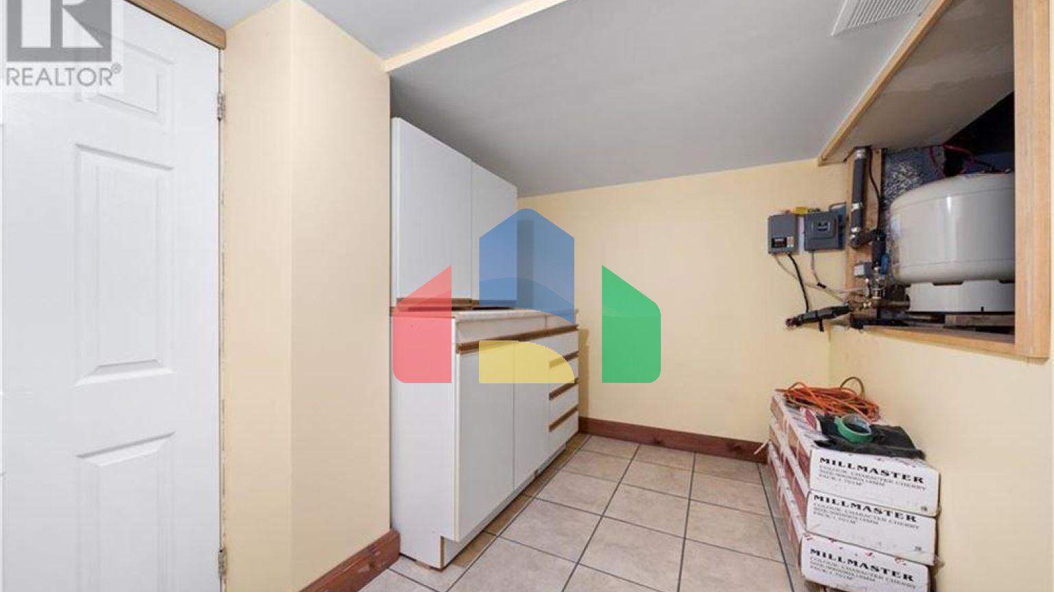 Residential - Single Family Home - Bridgenorth, Canada - Canada