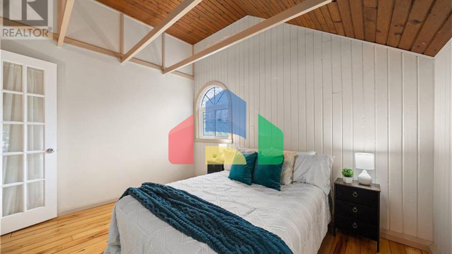 Residential - Single Family Home - Bridgenorth, Canada - Canada