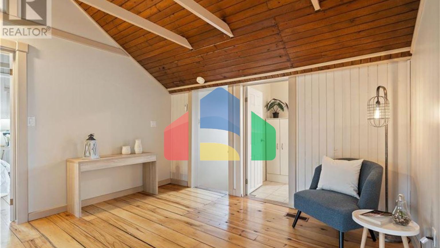 Residential - Single Family Home - Bridgenorth, Canada - Canada