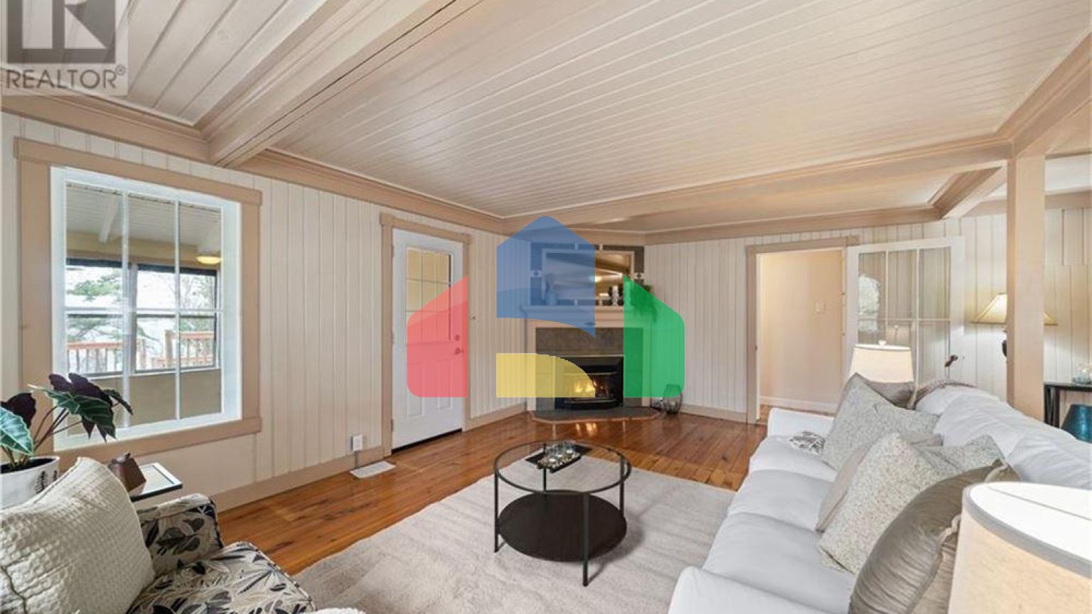 Residential - Single Family Home - Bridgenorth, Canada - Canada