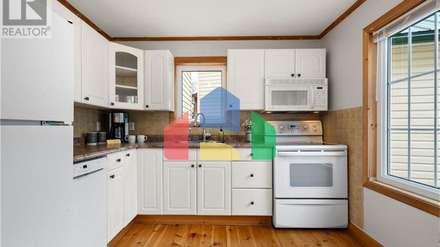 Residential - Single Family Home - Bridgenorth, Canada - Canada