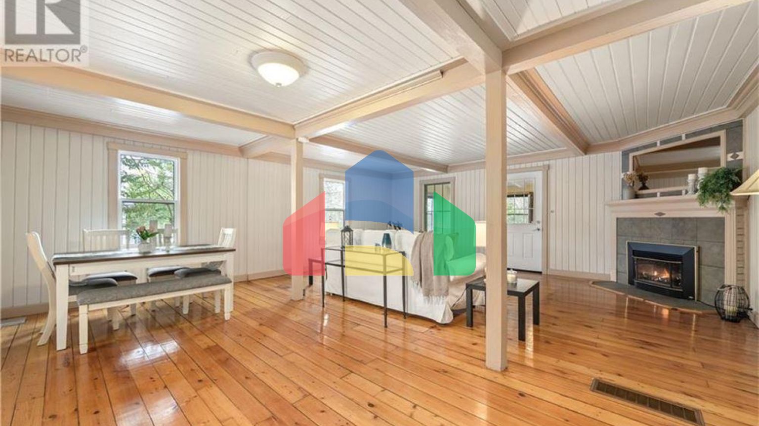 Residential - Single Family Home - Bridgenorth, Canada - Canada