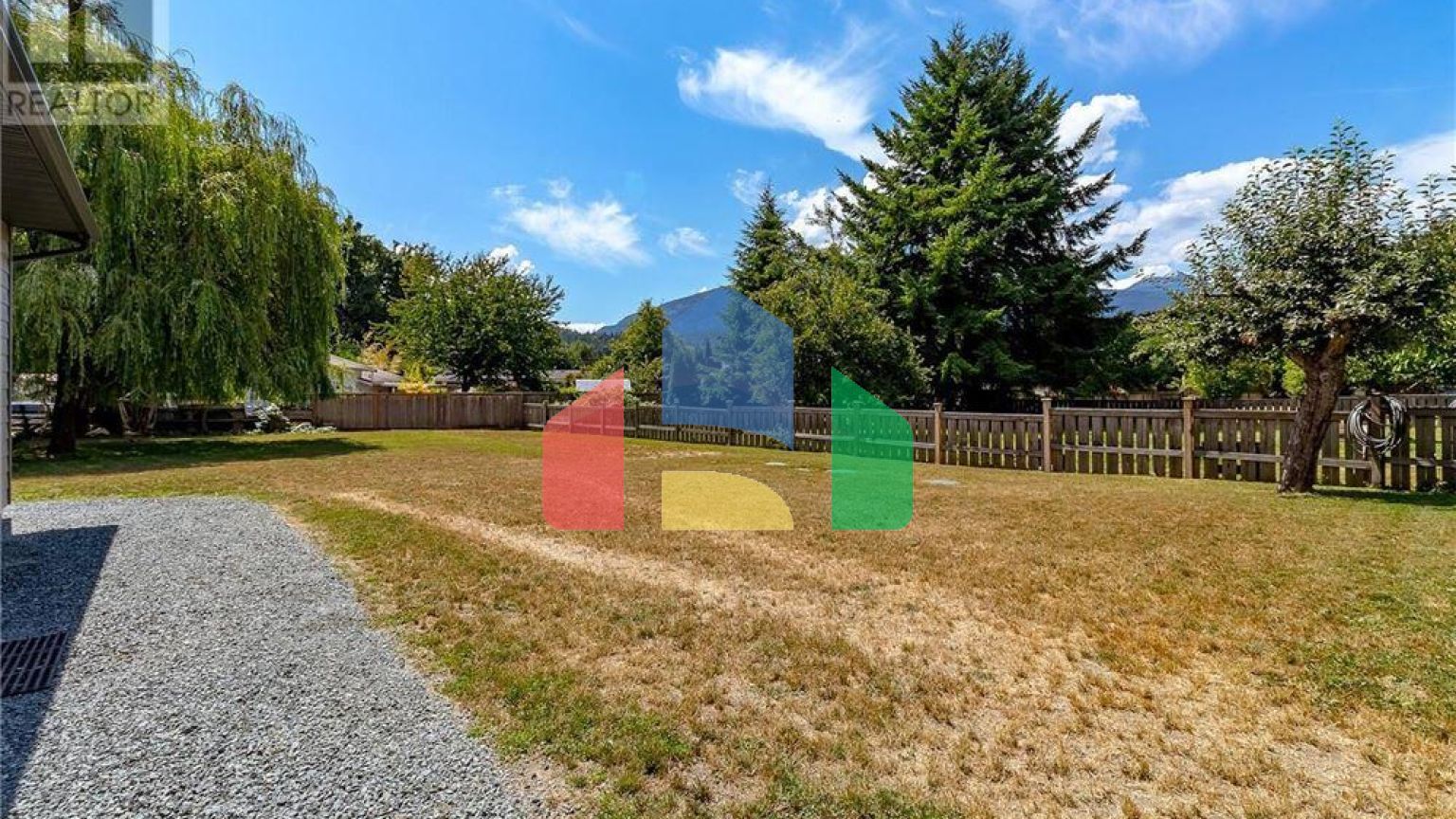 Residential - Single Family Home - Saltair, Canada - Canada