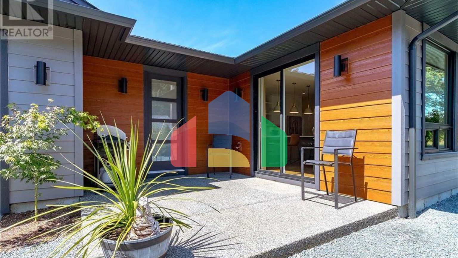 Residential - Single Family Home - Saltair, Canada - Canada