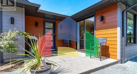 Residential - Single Family Home - Saltair, Canada - Canada