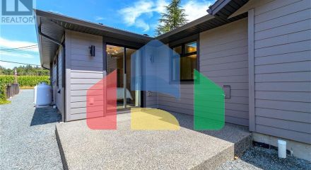 Residential - Single Family Home - Saltair, Canada - Canada