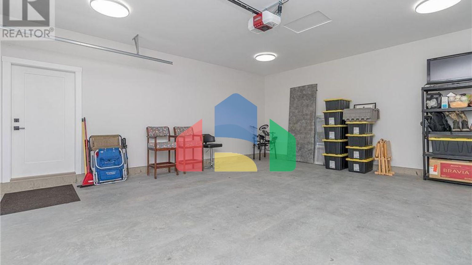 Residential - Single Family Home - Saltair, Canada - Canada