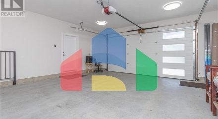 Residential - Single Family Home - Saltair, Canada - Canada