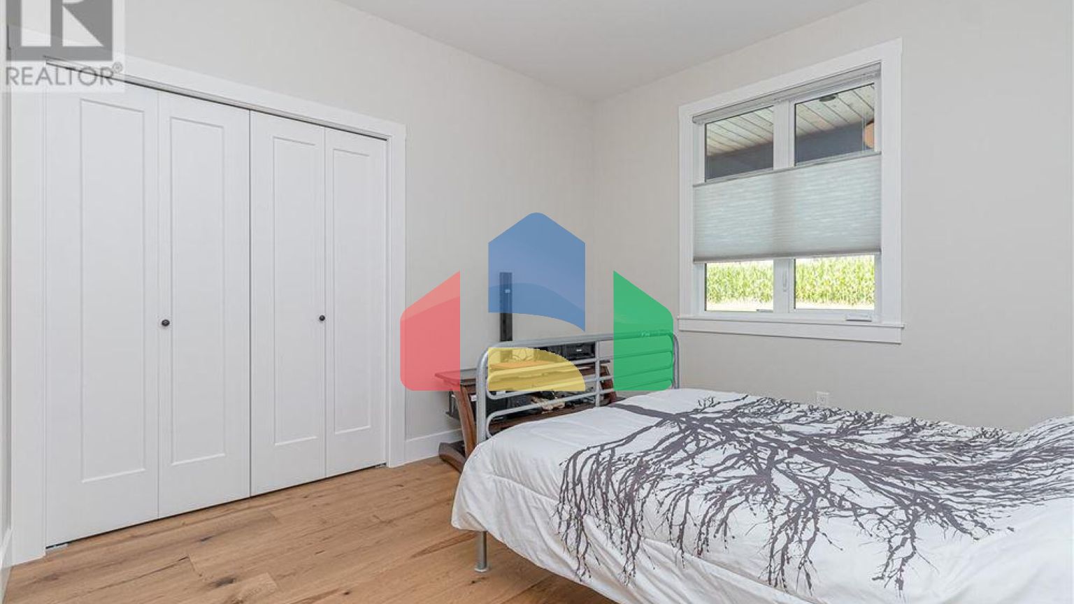 Residential - Single Family Home - Saltair, Canada - Canada