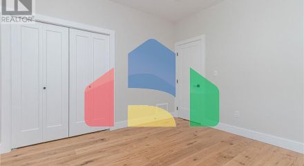 Residential - Single Family Home - Saltair, Canada - Canada