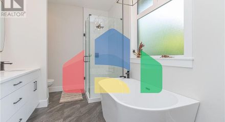 Residential - Single Family Home - Saltair, Canada - Canada