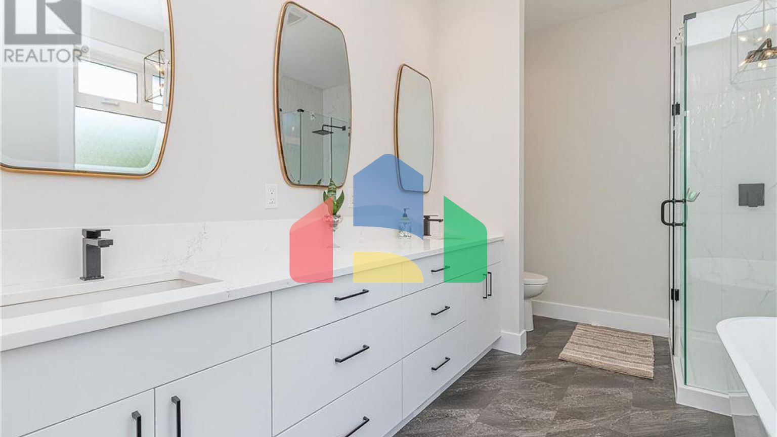 Residential - Single Family Home - Saltair, Canada - Canada